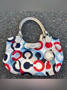 Coach Ashley Op Multicolor Shoulder Hand Bag Zip Lined Pockets Signature Logo